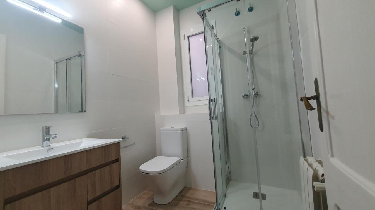 Apartamento Nuevo En Terrassa Centro المظهر الخارجي الصورة