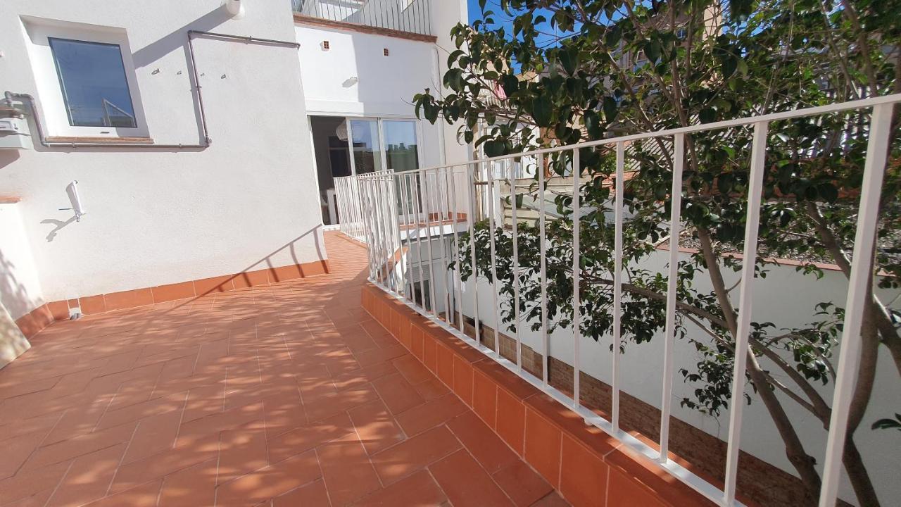 Apartamento Nuevo En Terrassa Centro المظهر الخارجي الصورة