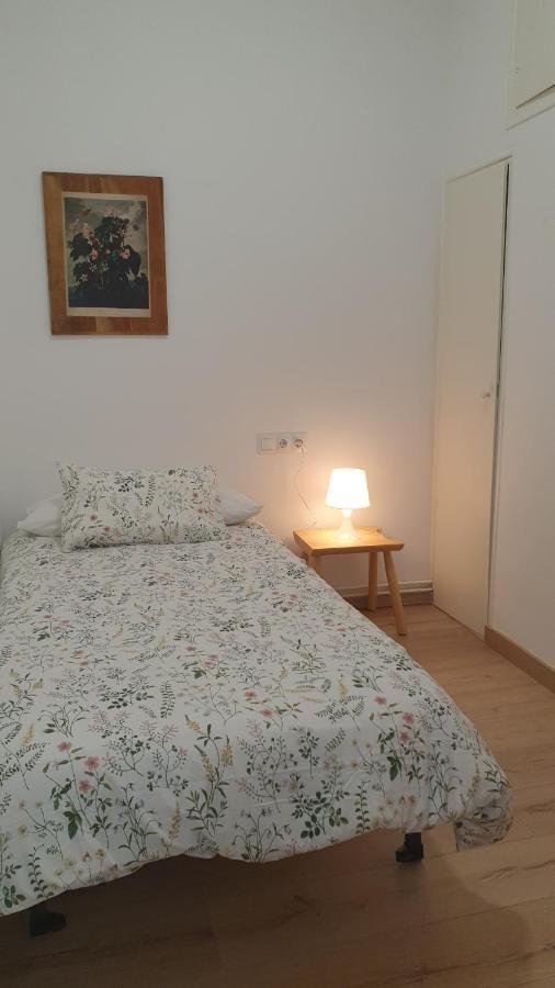 Apartamento Nuevo En Terrassa Centro المظهر الخارجي الصورة