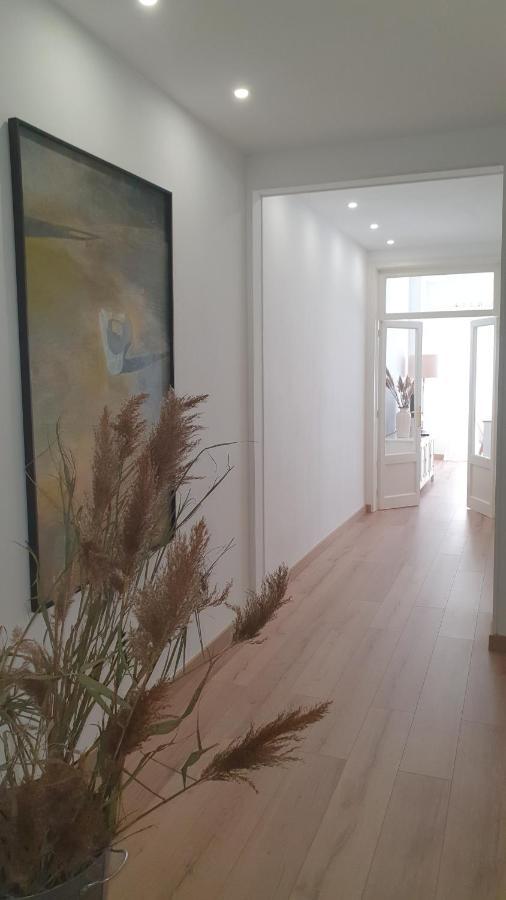 Apartamento Nuevo En Terrassa Centro المظهر الخارجي الصورة