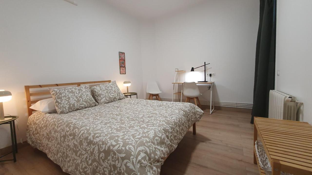 Apartamento Nuevo En Terrassa Centro المظهر الخارجي الصورة