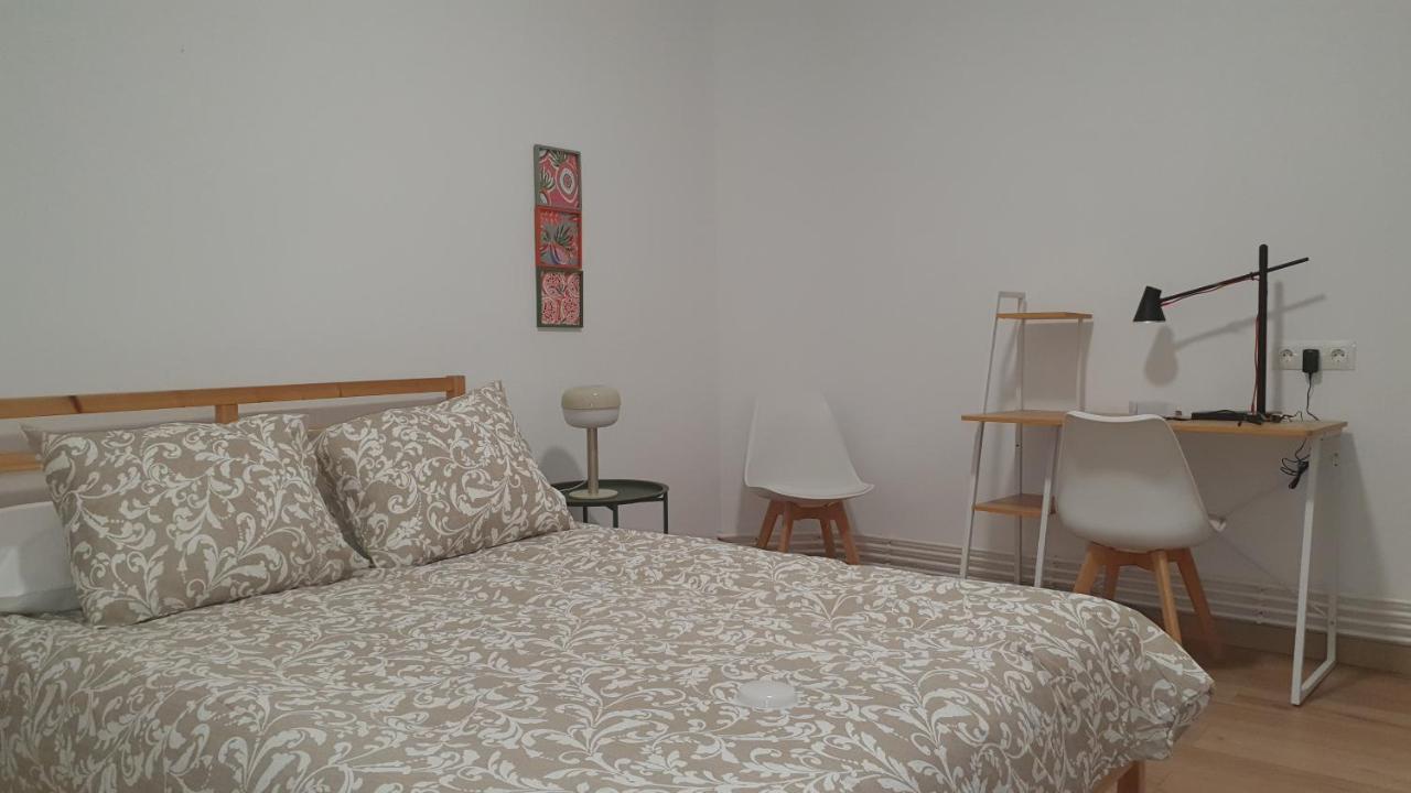 Apartamento Nuevo En Terrassa Centro المظهر الخارجي الصورة